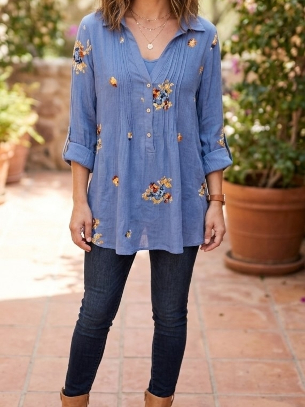 FIGUEROA & FLOWER 2-Piece Set Floral Embroidered Blue Tunic Blouse Cami Size 1X - Picture 2 of 16